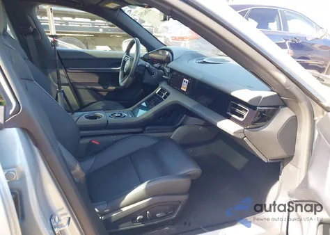 2025 Porsche Taycan 4 z USA, uszkodzony, nr VIN WP0AA2Y11SSA09827